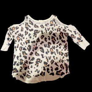 Andora boutique - cheetah print shirt with cold shoulder